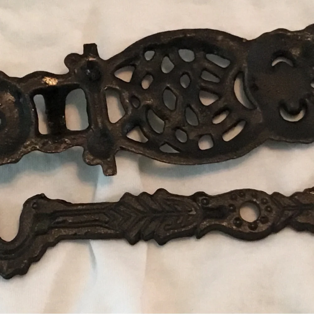 Black Owl Wall Hook - Decorative Cast Iron Wall Decor